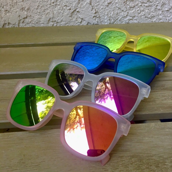 "Summers" 🌈 - Picture 6 of 7